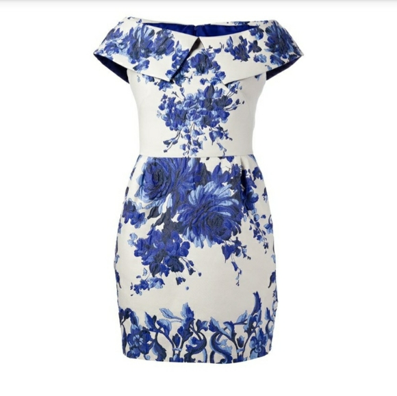 Valentino Dresses & Skirts - 🦋 Valentino Floral Brocade Dress 🦋